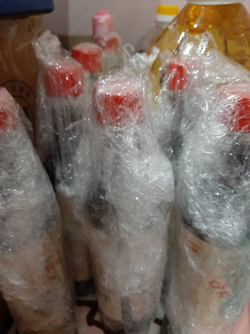Nước mắm bình thường, không ngon, hơi mặn, thành phần công bố không rõ ràng (95% là nước muối và nước mắm cốt - không rõ mỗi loại được bao nhiêu %). Tiki đóng gói rất cẩn thận Nước mắm bình thường, không ngon, hơi mặn, thành phần công bố không rõ ràng (95% là nước muối và nước mắm cốt - không rõ mỗi loại được bao nhiêu %). Tiki đóng gói rất cẩn thận