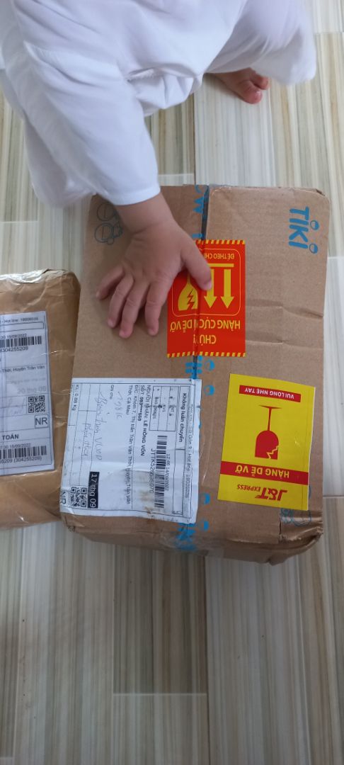 sản phẩm tốt. mình bôi 1 lần đã thấy giảm hẳn