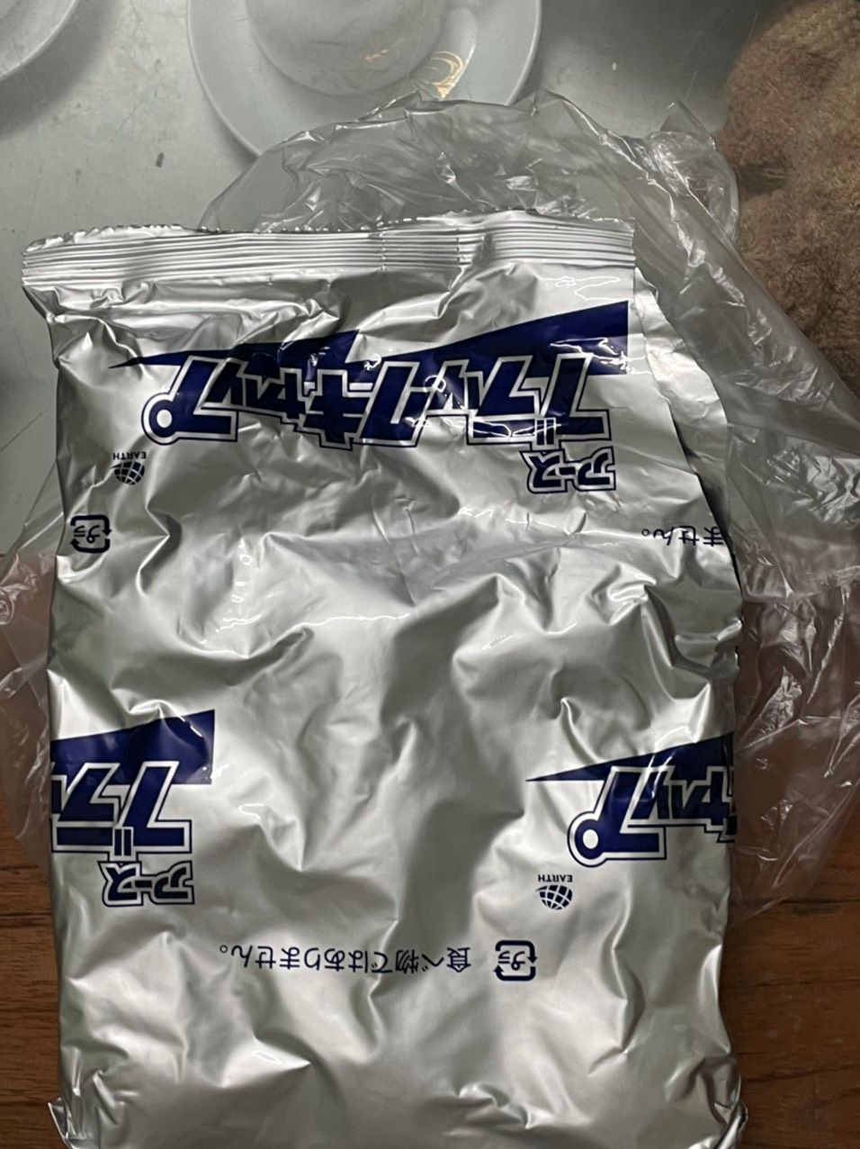 Hàng đã bị bóc ra không nguyên đai nguyên kiện, bên trong chỉ có 10 viên (quảng cáo 12 viên). Shop kiểm tra lại xem ntn đi