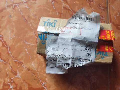 Hàng nhận đúng , kiểm tra không bị chết bóng nào.
Hộp dễ vỡ cho đúng cái gì vậy trời k có chống va đập gì.
Cho shop tận tình tư vấn cho 5* vậy