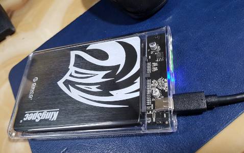 Đã dùng thử, kết nối với cả điện thoại và PC. Tốc độ thì còn tùy vào ổ cứng cũng như kiểu file cần coppy và đọc file như thế nào ... nhưng khá ok . Sản phẩm đúng như mô tả.