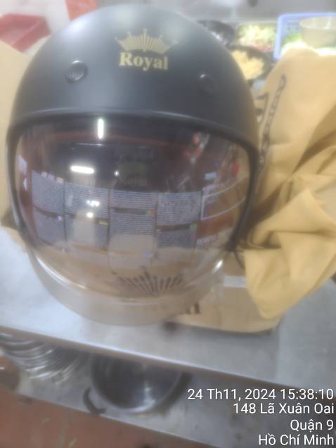 Hộp móp méo, được cái hàng giao nhanh, đúng mẫu.