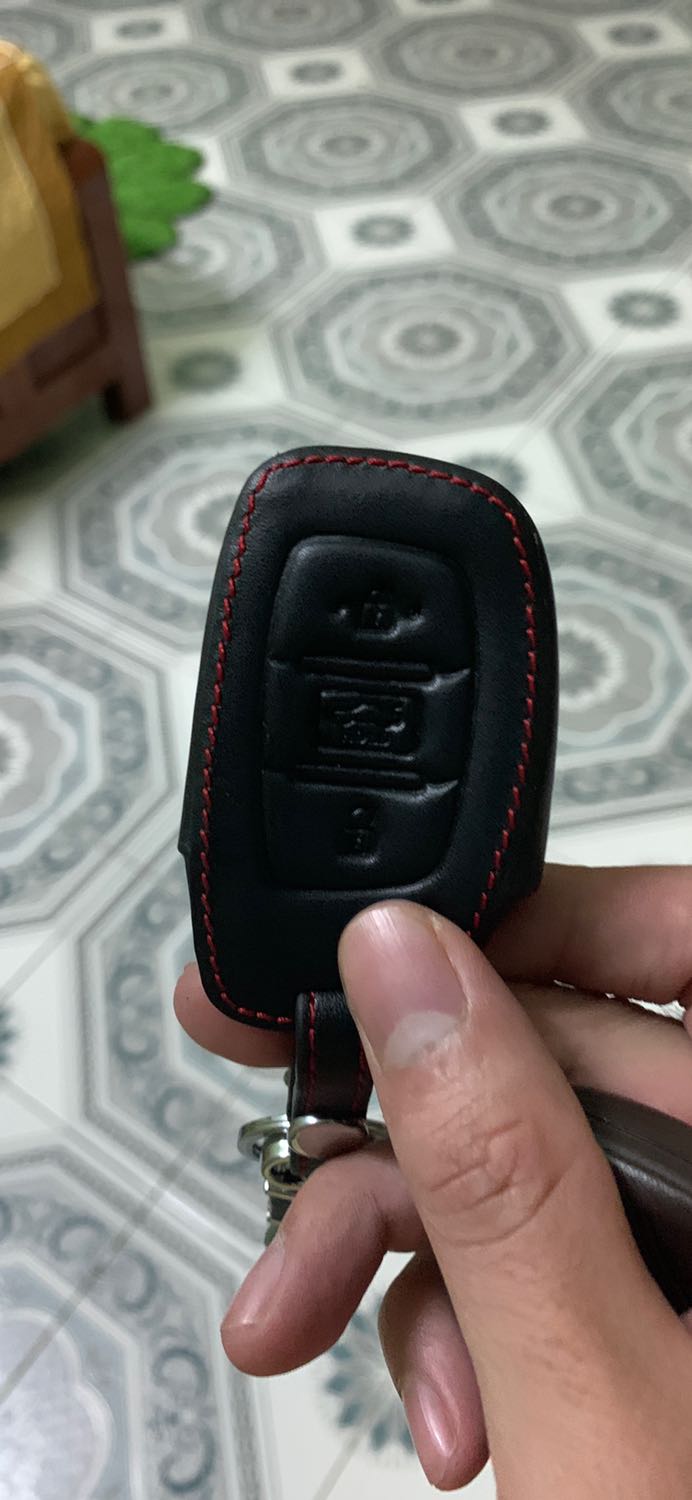 đặt elentra , giao i10 nên cực kì không hài lòng