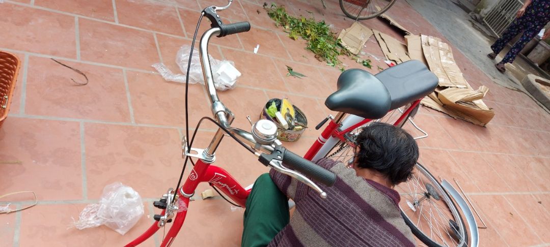 giao hàng nhanh, giá tốt, shop tư vấn nhiệt tình, đóng gói cẩn thận. do giao xa nên phải tháo lắp 1 vài chi tiết nên hơi bất tiện. sản phẩm tốt. còn độ bền sử dụng sẽ cho ý kiến thêm. đáng giá shop 5 sao. sẽ ủng hộ tiếp. giao hàng nhanh, giá tốt, shop tư vấn nhiệt tình, đóng gói cẩn thận. do giao xa nên phải tháo lắp 1 vài chi tiết nên hơi bất tiện. sản phẩm tốt. còn độ bền sử dụng sẽ cho ý kiến thêm. đáng giá shop 5 sao. sẽ ủng hộ tiếp.