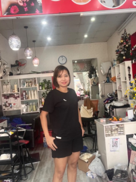 Chất liệu vải đẹp nhẹ , thoáng mát , thấm hút mồ hôi tốt .sẽ giới thiệu cho bạn bè cùng mua