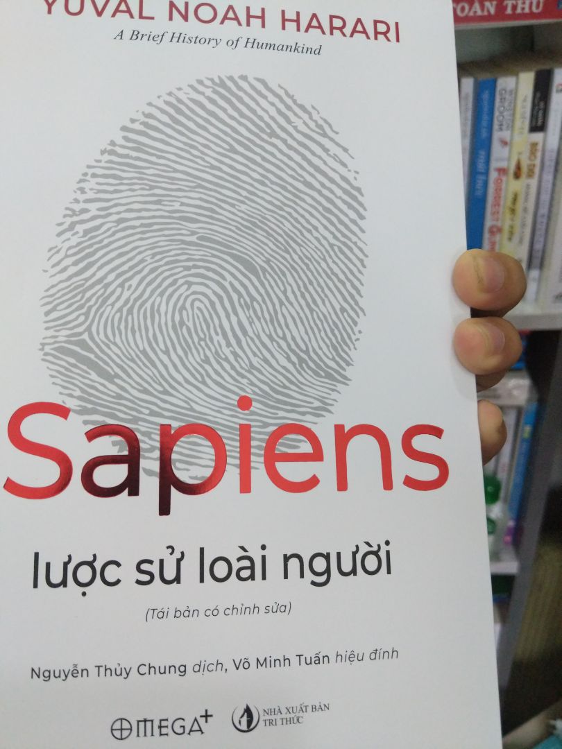 Sản phẩm đóng gói cẩn thận, một cuốn sách đáng đọc, tiki giáo hàng nhanh hơn dự kiến.