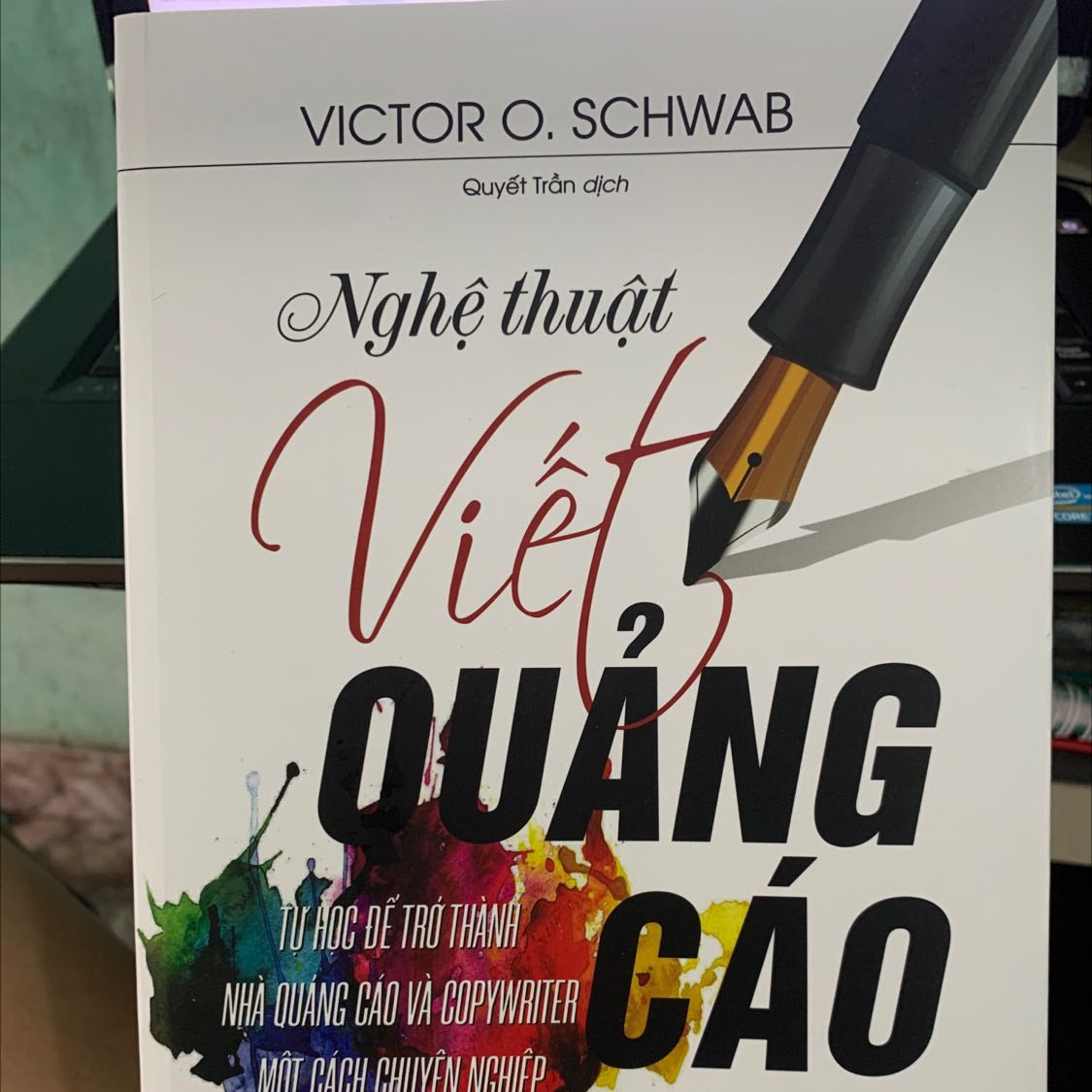 Mình đặt sách tối muộn hôm trc mà 8h sáng hôm sau đã có hàng ship về tận cửa rồi, thật sự bất ngờ về những cải tiến dịch vụ của Tiki. Khi mở hàng ra thấy đóng gói rất cẩn thận,chất lượng nội dung thì chưa biết nhưng cứ cho 5 sao về dịch vụ của Tiki