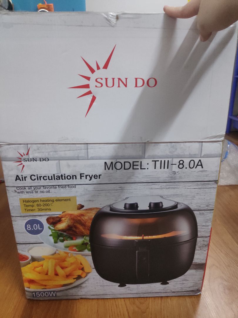 Mình mua sản phẩm nồi chiên không dầu rapido RAF6.5M2 công suất 1800w với giá sale là 1170k từ nhà bán ABG Machine. Tuy nhiên sản phẩm mình nhận được lại là một thương hiệu hoàn toàn khác, không hề giống với mô tả ảnh chụp sản phẩm cũng như tiêu đề sản phẩm. Thậm chí không có phiếu bảo hành. Tìm kiếm thông tin thương hiệu này thì rất ít thông tin. Vô cùng thất vọng với cách bán hàng này. Không biết shop nhầm hay cố ý đánh tráo sản phẩm khác. Yêu cầu nhà bán hoàn tiền hoặc đổi sản phẩm khác đúng mô tả