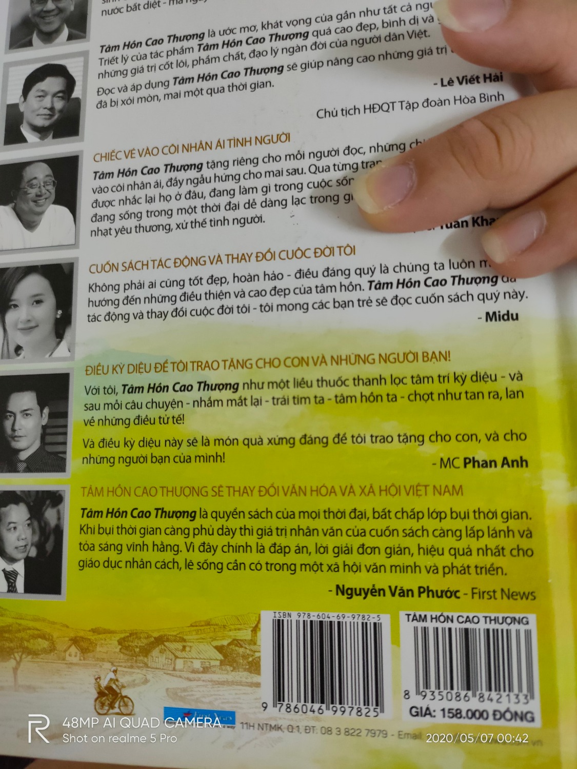 Mình đặt sách bản năm 2017 nhưng nhận sách bản năm 2019, giá bìa lại bằng bản năm 2017 (158k), trong khi ở link bản năm 2019 chỉ có 138k. Sách bị ố vàng. Tiki xem và phản hồi.