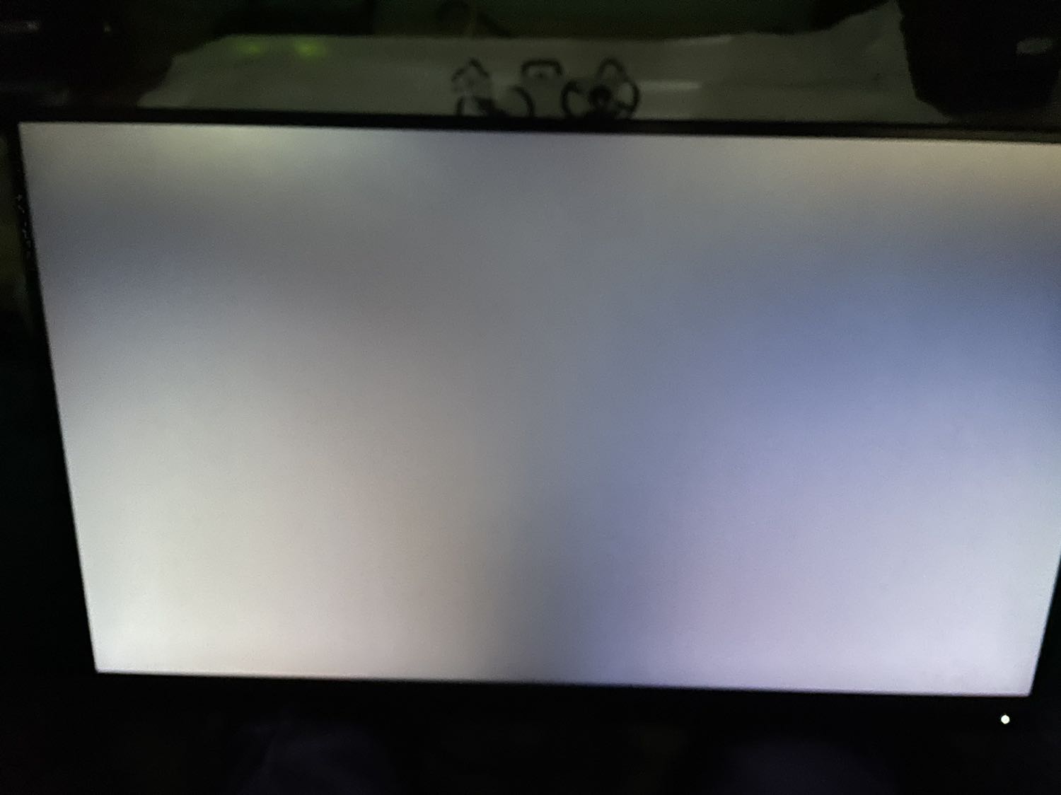 12h trưa nay mới nhận được hàng cắm nên *** thì hở sáng quá trời có cả điểm chết, dell u2417 còn k hở kinh vậy hy vọng tiki làm việc nhanh chóng để có màn dùng tết