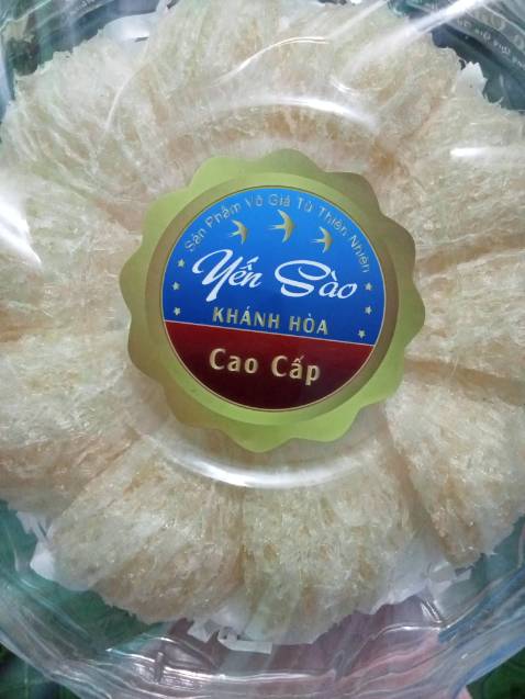 Bếp hơi nhỏ hơn m nghĩ,chân bếp k có miếng chống trượt để giữ bếp.m xài thử thì thấy tạm thời ổn Bếp hơi nhỏ hơn m nghĩ,chân bếp k có miếng chống trượt để giữ bếp.m xài thử thì thấy tạm thời ổn