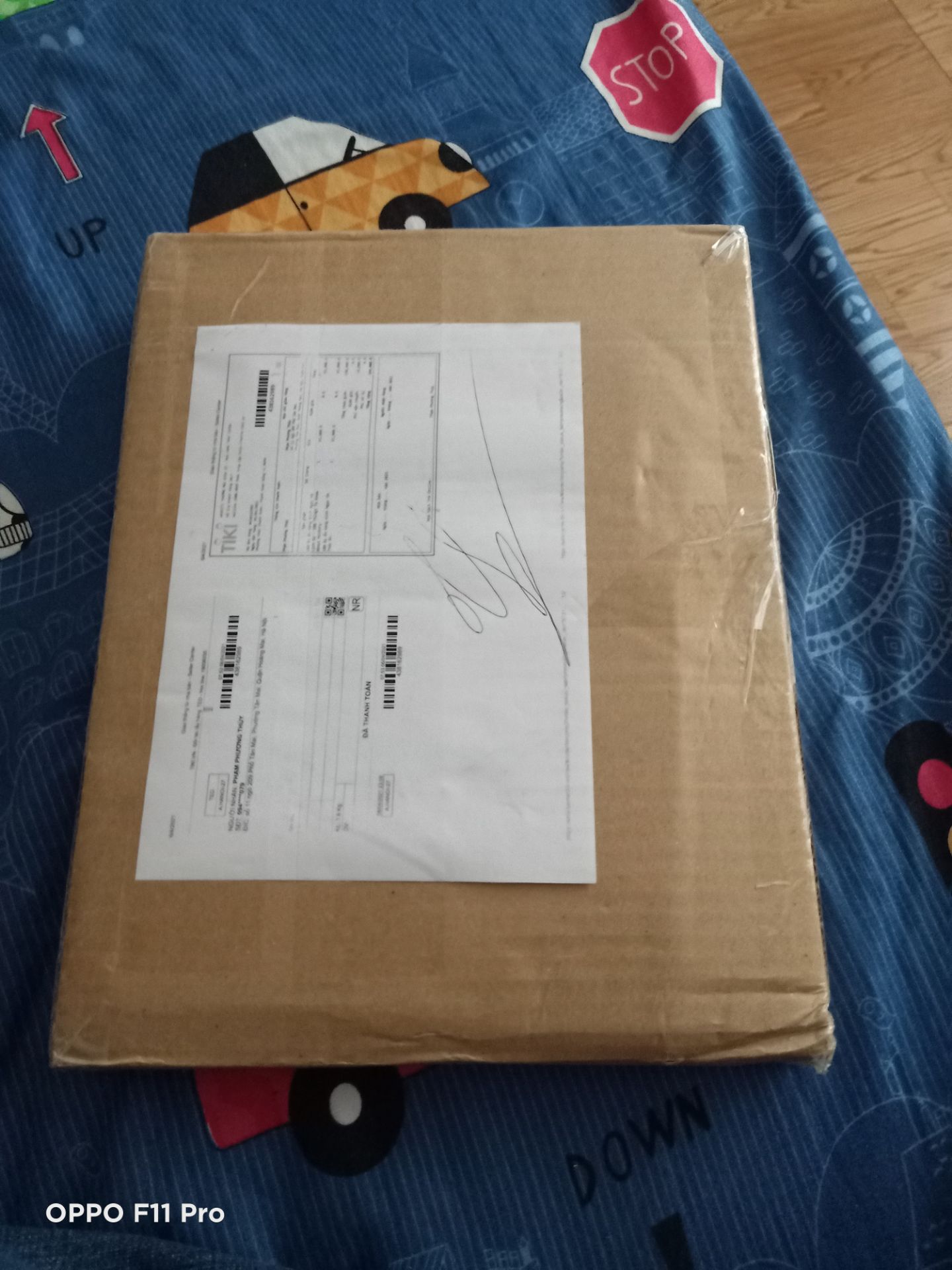 Giao hàng nhanh, sách hay, trình bày đẹp con giai mình rất thích đọc, mua 2 quyển con cày 1 lúc hết, giờ  đang cày lại :D