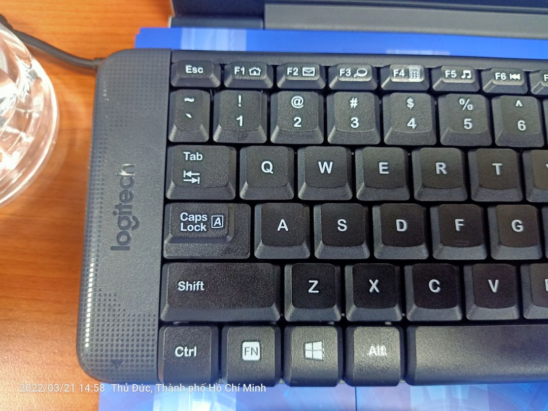 Đáng mua trong tầm giá
chuột nhạy, đằm tay, tiếng kêu to
bàn phím khá nhạy nhưng rơ, tiếng to
đã lưu ý không giao ngày thứ 7, chủ nhật mà cũng bị réo.