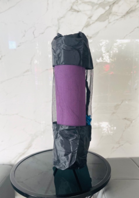 Hàng giao nhanh, sớm 3 ngày so dự kiến. Chất lượng sản phẩm đúng. Thảm dày dặn, đẹp.