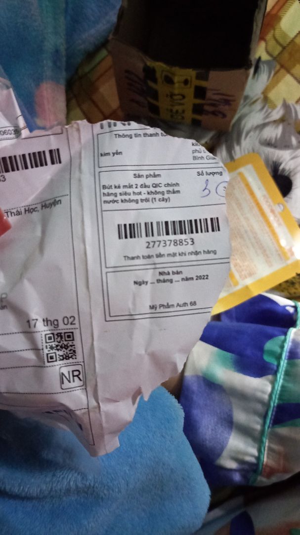 kẻ mắt đâu khong thấy thấy mặt nạ z ? shop tính sao với tôi đây