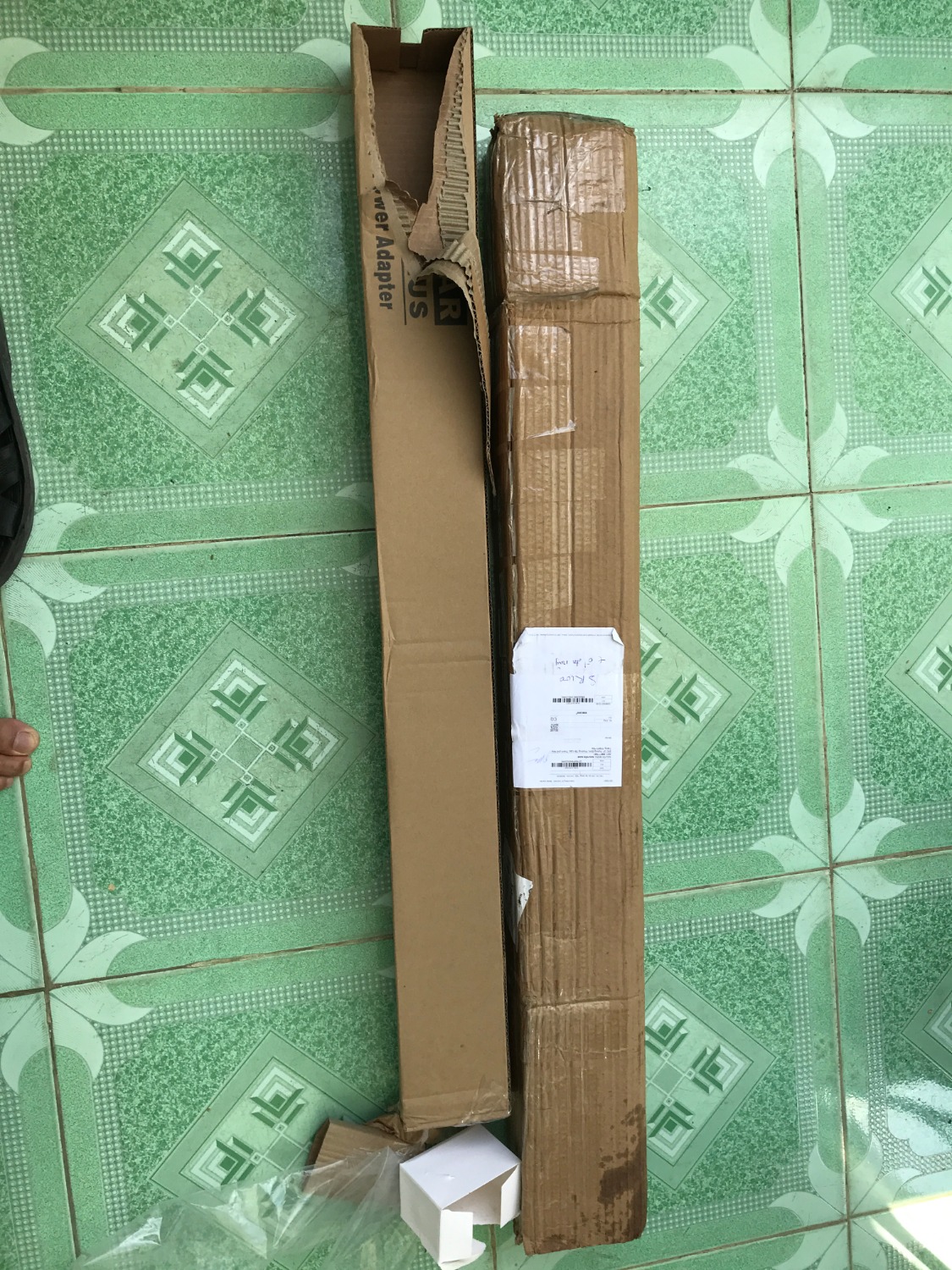 Mẫu mã cũng đẹp, âm thanh nghe khá hay, chất lượng phù hợp với số tiền mua