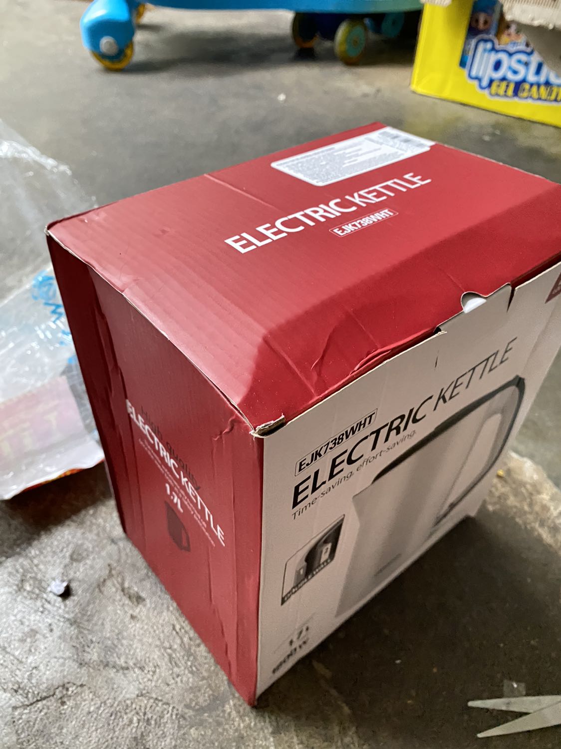 Hàng đúng mẫu chính hãng. Giao hàng nhanh. Shop nên đóng gói thêm 1 lớp ni lông bong bóng thì OK hơn khi vận chuyển