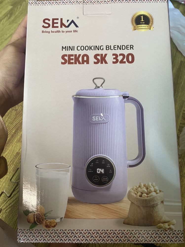 Máy đẹp, nhỏ gọn tiện cho ai hay di chuyển, máy nấu sữa quá là ok, xay đồ được luôn. Shop bán giá ok. Sẽ ủng họ shop