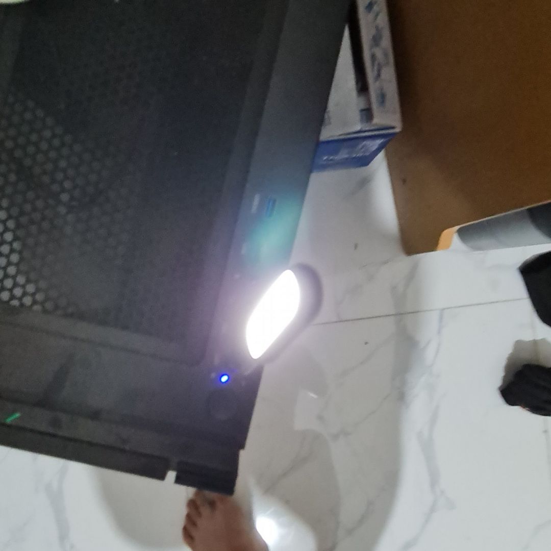 Đèn quá xịn, nhìn rất chất lượng, bền, sáng. Đáng đồng tiền. Sẽ ủng hộ shop nhiều.