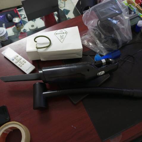 Không có thông số củ sạc. Tốt trong tầm giá nhưng mua chơi thôi đừng kỳ vọng nhiều. Sạc 3 đến 4 giờ mà dùng được mấy chục phút ( sách hướng dẫn) thì các bạn tự hiểu.