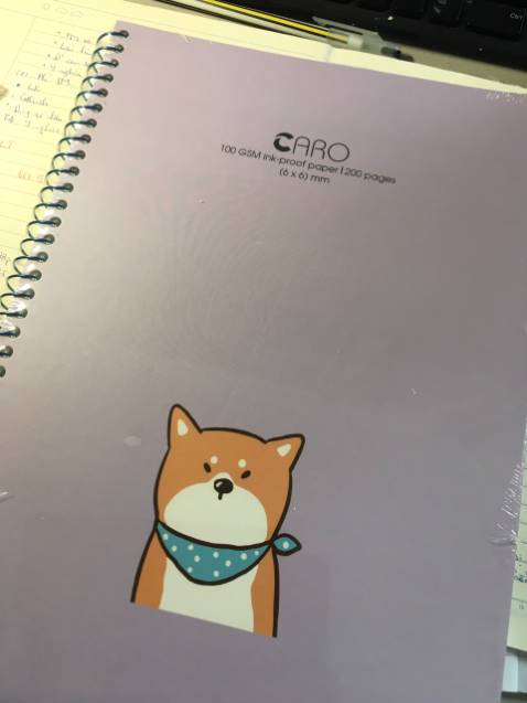 vở được bọc kĩ càng, bìa với giấy dày dặn, giao hàng khá nhanh, sẽ mua lại