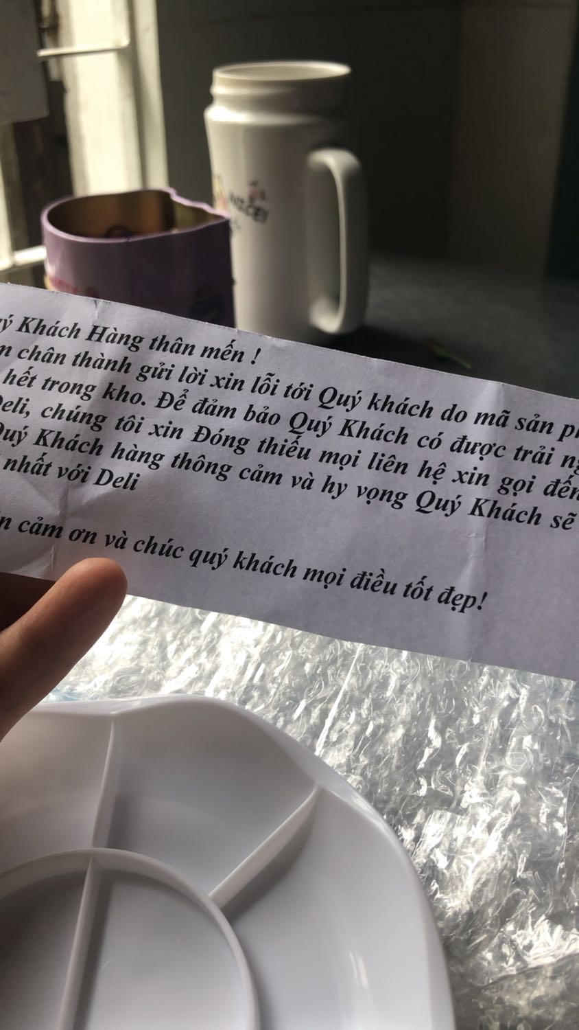 Rất k hài lòng, đặt 2 món ship 1 món. Bộ màu acrylic 24 màu k giao và bảo cho shop đóng thiếu. Đợi từ t7 đến giờ shop không phản hồi, nhắc nhiều lần thì shop mới trả lời và bảo mình hoàn tiền. Đến hiện tại vẫn chưa nhận được bộ màu 24 màu 187.000VND đã thanh toán.
Rất hay đặt hàng của deli nhưng lần này hãng xử lý khiếu nại của khách rất tệ. Rất k hài lòng, đặt 2 món ship 1 món. Bộ màu acrylic 24 màu k giao và bảo cho shop đóng thiếu. Đợi từ t7 đến giờ shop không phản hồi, nhắc nhiều lần thì shop mới trả lời và bảo mình hoàn tiền. Đến hiện tại vẫn chưa nhận được bộ màu 24 màu 187.000VND đã thanh toán.
Rất hay đặt hàng của deli nhưng lần này hãng xử lý khiếu nại của khách rất tệ.