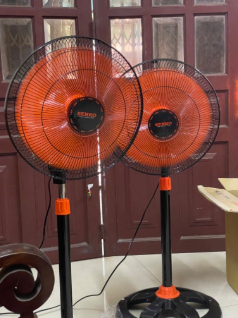 Shop rep tin nhắn nhanh, nhiệt tình, hỗ trợ KH tốt lắm luôn. Đóng gói cẩn thận, chèn lót quá trời 🤣 Tiki giao hàng siêu nhanh nha 😆