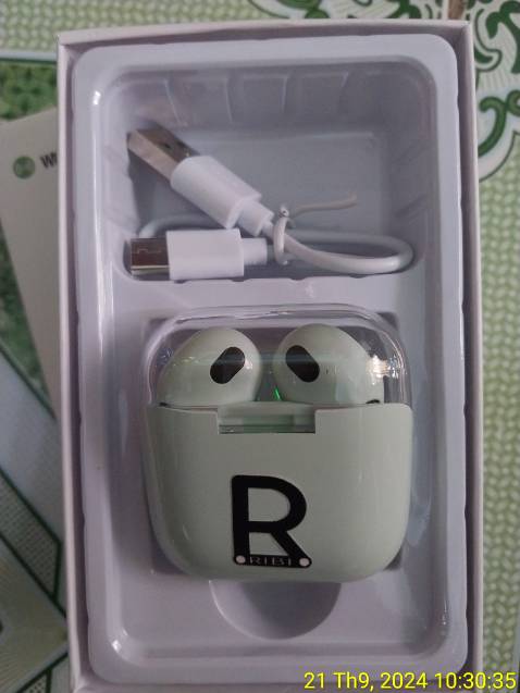 Giao đúng sản phẩm KH chọn .
Nhân viên Gh thân thiện, nhiệt tình. 
Chất lượng sẽ phản hồi sau 1 thời gian sử dụng. 

Hiện tại thì chưa có vấn đề gì.