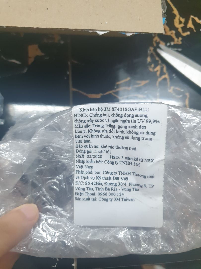 tốt, nhẹ, ko đọng sương mờ