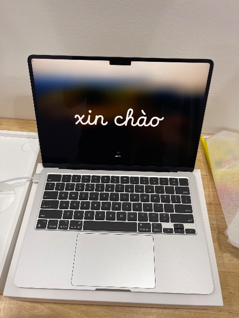 Đẹp nha. Nhu cầu văn phòng, ko dùng cho media desiginer thì ok lắm luôn