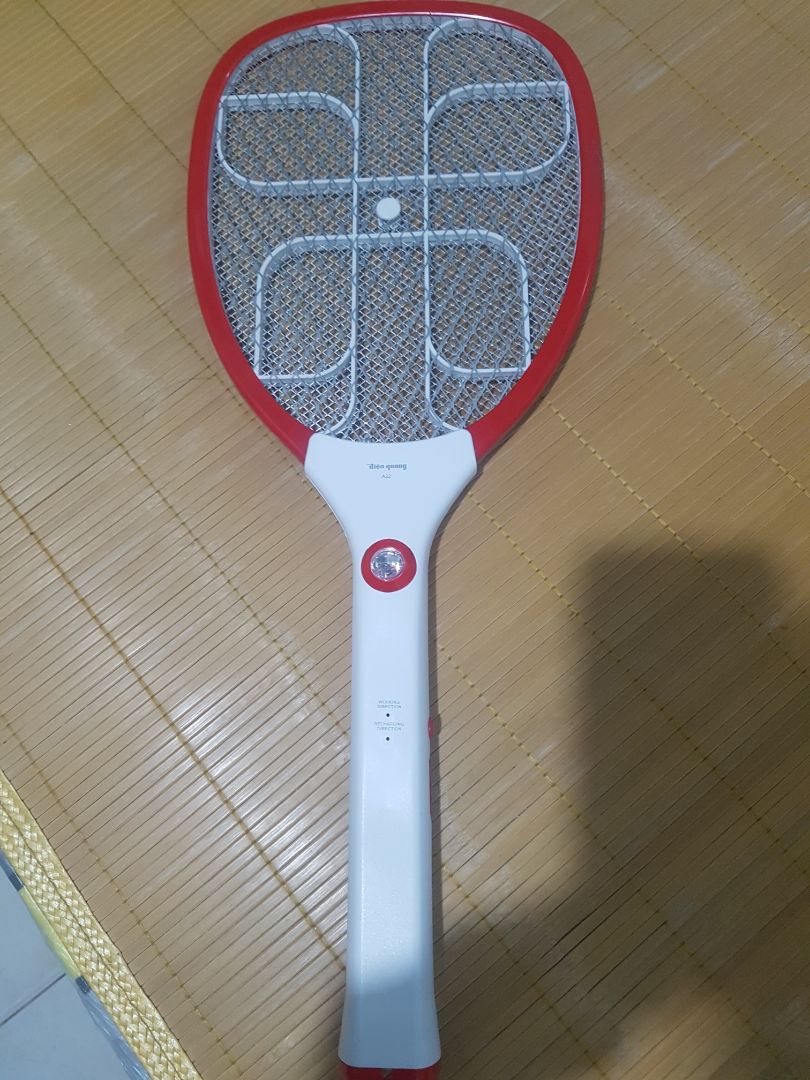 vượt đúng nhãn Điện Quang,

cứng cáp,

đã dùng được hơn 3 tháng, sạc tốt, nhạy với muỗi,

giá cạnh tranh, được freeship