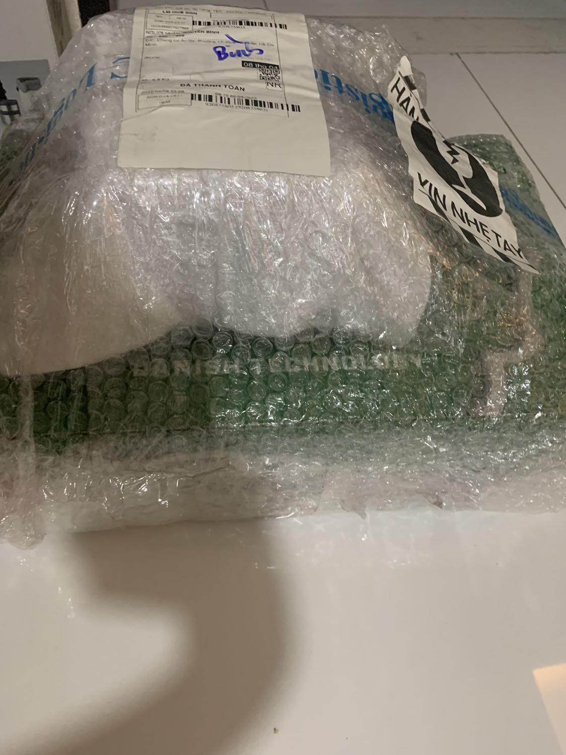 Đóng gói sản phẩm chất lượng,shiper vui vẻ mặc dù giao hàng hơi trễ …22h hơn 😂😂….mua dc quà tặng quá ngon vote 5 sao ủng hộ shop