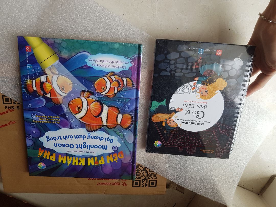 sách FAHASA giao rất yên tâm, bọc kỹ, có mút
