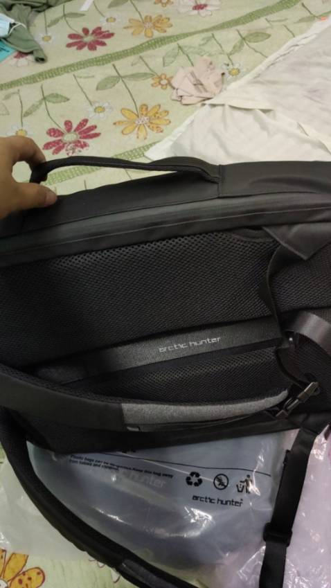 Shop đóng gói sản phẩm đẹp và chắc chắn. Phù hợp túi tiền. Shop phục vụ tốt. Thời gian giao hàng đối với liên tỉnh 3 4 ngày như vậy là ok rồi. Về phần chất lượng, thì phải sử dụng bề lâu bề dài mới biết được như thế nào. Mọi người ủng hộ shop nha!🙂