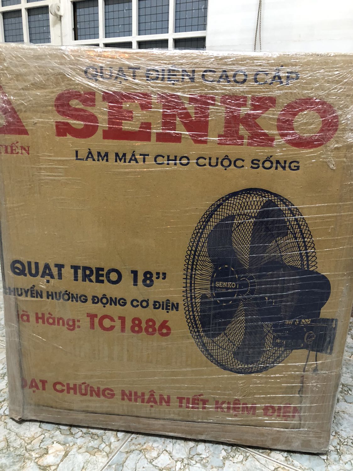 Quạt rất đẹp chạy êm gió mạnh shop giao hàng nhanh giá rẻ mọi người nên mua sản phẩm này tặng shop 5 sao Quạt rất đẹp chạy êm gió mạnh shop giao hàng nhanh giá rẻ mọi người nên mua sản phẩm này tặng shop 5 sao