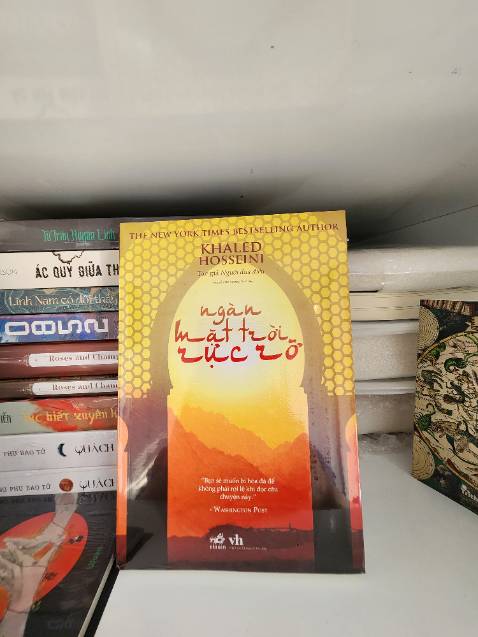 Giao nhanh, gói cẩn thận, t rất sợ khi đặt tiki nhưng lần này sách nguyên seal, không bị dập hay bẩn, rất hài lòng. Shipper tiki thân thiện. Mong lần sau mình đặt sách vẫn sẽ hài lòng như lần này.
