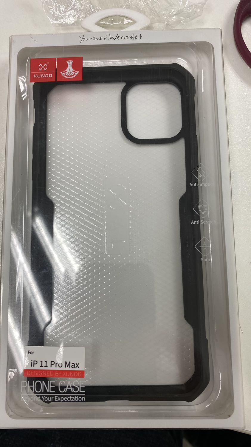 Nhận hàng và cảm giác thất vọng vô cùng. Lần đầu đặt hàng, ốp cho 11 thì giao 11 pro max. Nhận xét trên Tiki thì comment cho treo (ảnh đính kèm). Liên hệ Tiki để đổi, thì dc xin lỗi, sẽ rút kinh nghiệm, và đổi lại. Sau hơn 1 tuần, nhận lại sản phẩm lần 2 thì đúng cho 11, nhưng đặt màu đen thì  giao màu xanh đậm. Chẳng lẽ mât thêm 1 tuần để đổi trả nữa cho 1 đơn hàng nhỏ nhắn. Chào thân ái và quyết thắng luôn. Nhận hàng và cảm giác thất vọng vô cùng. Lần đầu đặt hàng, ốp cho 11 thì giao 11 pro max. Nhận xét trên Tiki thì comment cho treo (ảnh đính kèm). Liên hệ Tiki để đổi, thì dc xin lỗi, sẽ rút kinh nghiệm, và đổi lại. Sau hơn 1 tuần, nhận lại sản phẩm lần 2 thì đúng cho 11, nhưng đặt màu đen thì  giao màu xanh đậm. Chẳng lẽ mât thêm 1 tuần để đổi trả nữa cho 1 đơn hàng nhỏ nhắn. Chào thân ái và quyết thắng luôn.