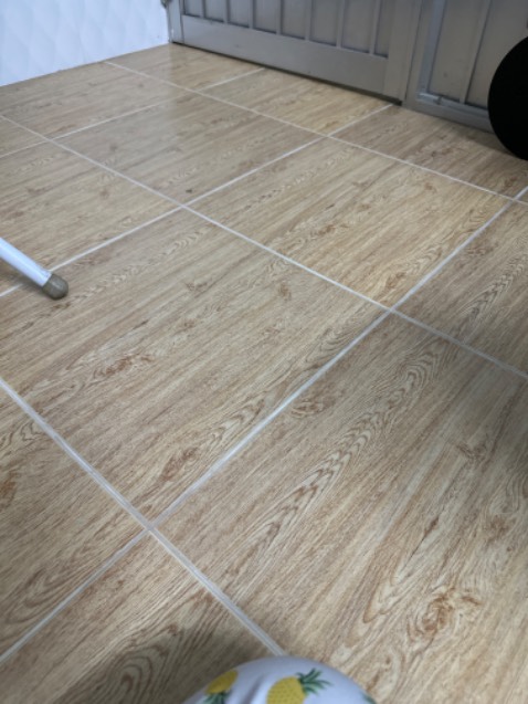 Kích thước hơi ổn, thoải mái thì tăng 1 size
Chất liệu vải tốt 
Giao hàng rất nhanh
Shop tư vấn nhiệt tình