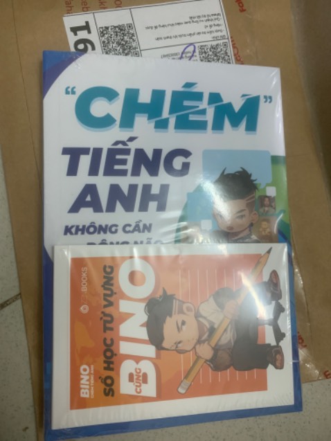 Đóng gói cẩn thận giao hàng nhanh, sách đẹp mình chưa học nên k rõ nội dung như nào. Thanks shop nha