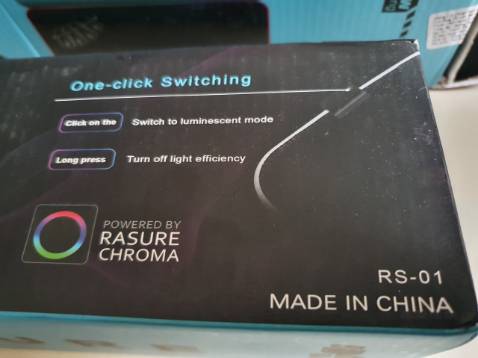 Thuộc loại mặt hàng được tinh tế quảng cáo giảm giá 50% với giá gốc là 500k/1miếng lót chuột giảm còn 248k. Thế nhưng vẫn đắt hơn các chỗ khác đến  cả 50k. Thật sự không  thể hiểu nổi giảm giá 50% trên tiki chỉ là trò  mèo  lừa bịp khách hàng.  Thật sự thất vọng về tiki.