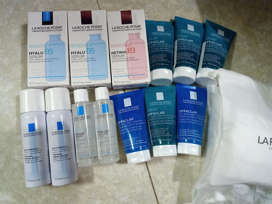 Mình đã từng dùng đến Retinol 1% của Paula's Choice nhưng da trở nên quá mẫn cảm do kết hợp dùng cả tẩy tế bào chết xen kẽ trong tuần. Vì vậy, chỉ cần sơ sểnh dùng thêm cái gì hơi nặng đô chút là da bị kích ứng mẩn đỏ và lại phải đi phục hồi vài ngày đến 1 tuần mới dám quay lại routine cũ. Riết rồi không dám dùng nồng độ cao vậy nữa nên chuyển sang dùng thử em này của Laroche. Hy vọng chậm mà chắc, da sẽ được cải thiện dần dần.