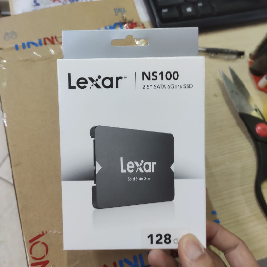 Rấ uy tín  giao hàng chuẩn giờ luôn 👌. Đúng hàng, chuẩn model đã chọn. Tiki thật tuyệt vời.