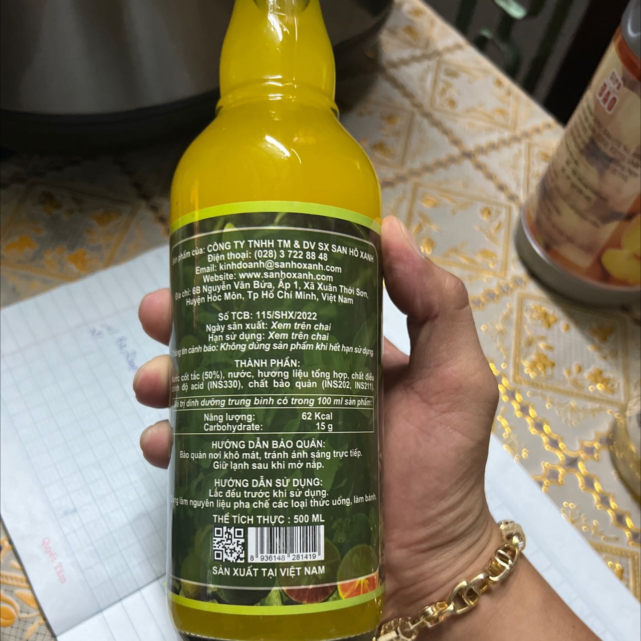 Giao hàng nhanh. Chai thuỷ tinh nhìn chắc chắn! Thơm ngon !