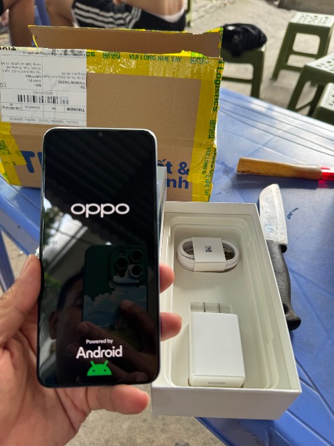 Sản phẩm nguyên seal, săn được giá tốt. Điện thoại đẹp, phù hợp nhu cầu.