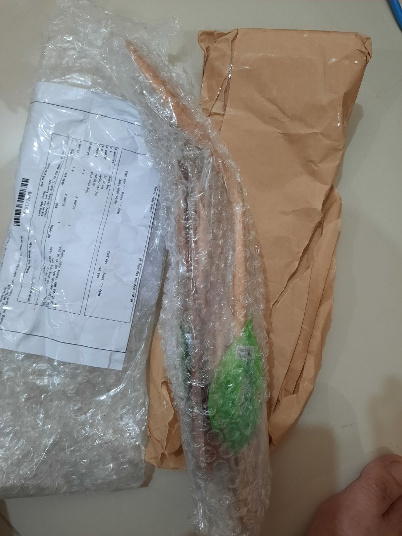 Hàng đẹp,  chắc chắn, giao nhanh nhưng order 2 cái chỉ thấy giao 1 cái.  Shop lưu ý đóng hàng cẩn thận hơn nha.