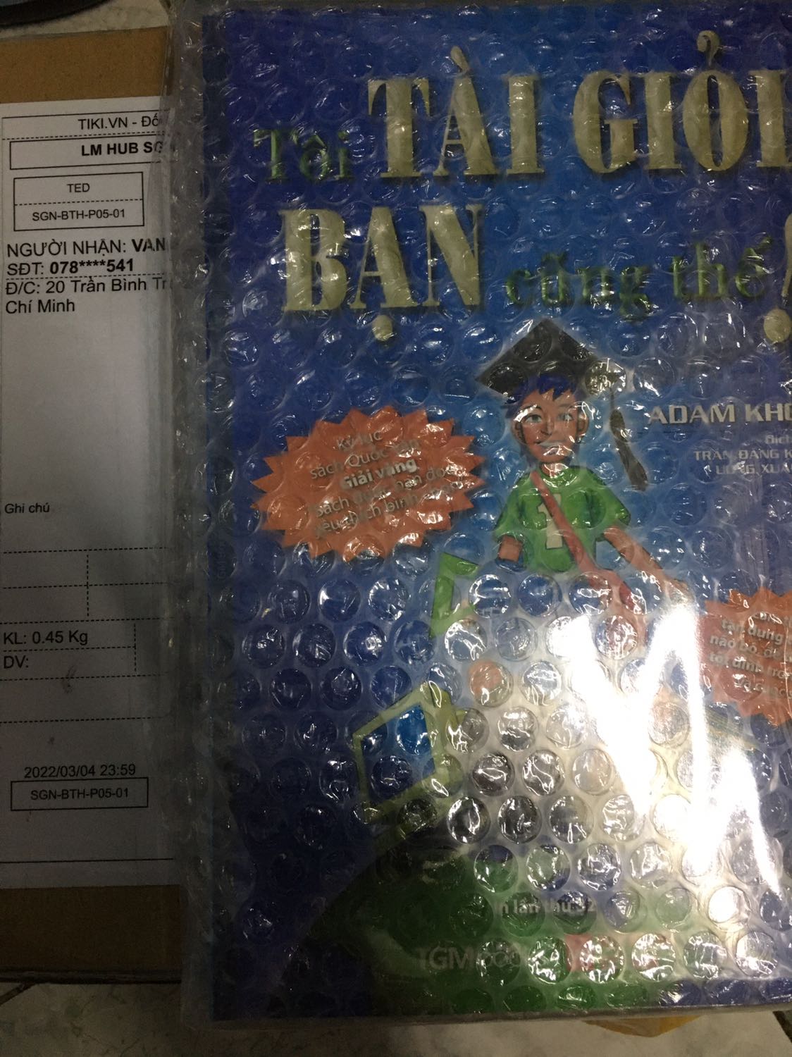 Shop giao hàng nhanh, bọc sách kỹ lưỡng 3 lớp, nhận được sách rất mới, rất thích... Thanks shop, sẽ tiếp tục ủng hộ Shop.