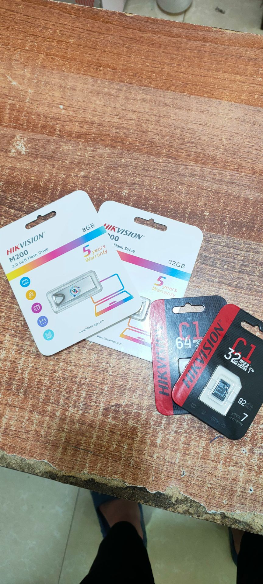 Rất ok, dùng cũng rất tốt. So với mấy cái usb khác mình mua ok hơn nhiều, lại còn làm móc khoá được.