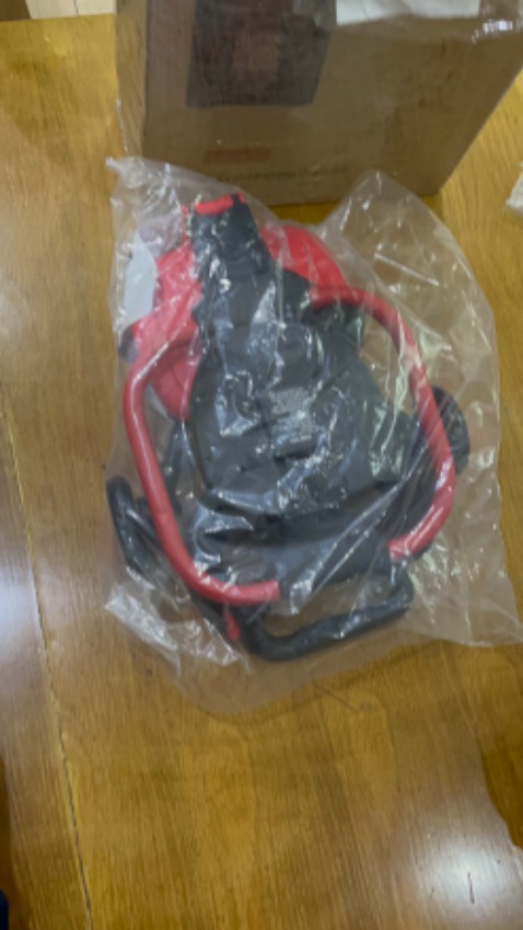 Phù hợp với giá tiền. Đóng gói cẩn thận 
Nếu đi đường gồ ghề,lót gạch, nên cân nhắc mua loại bánh xe to hơn.