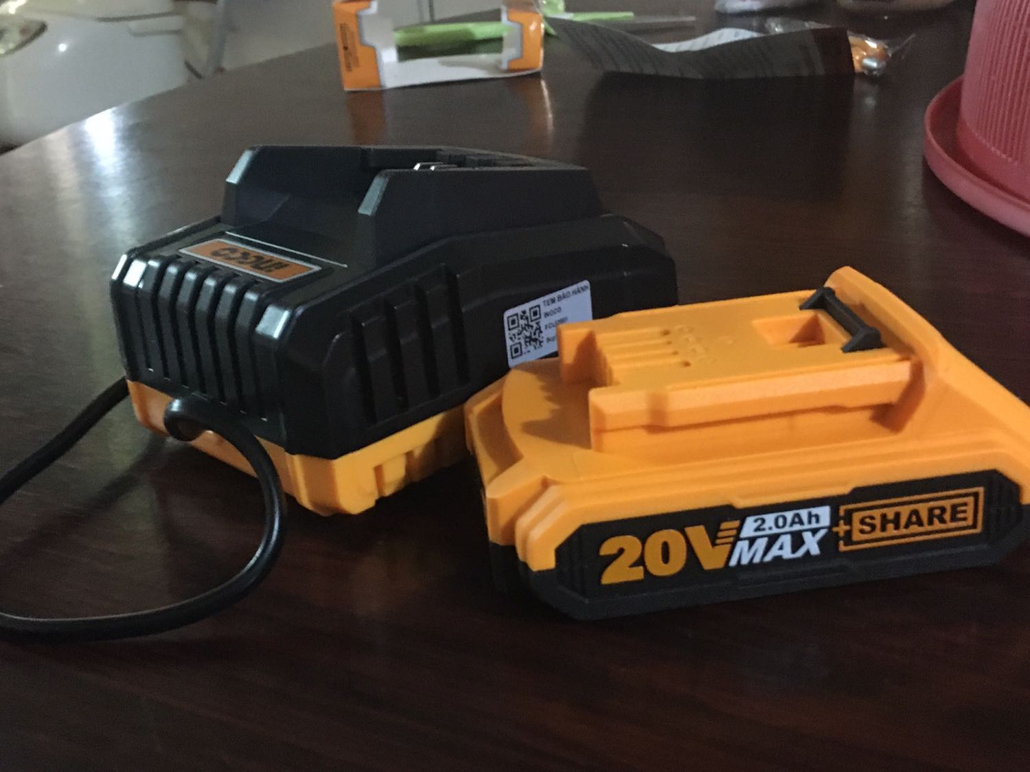 Gửi hàng nhanh, kích thước to hơn mình tưởng tượng :)