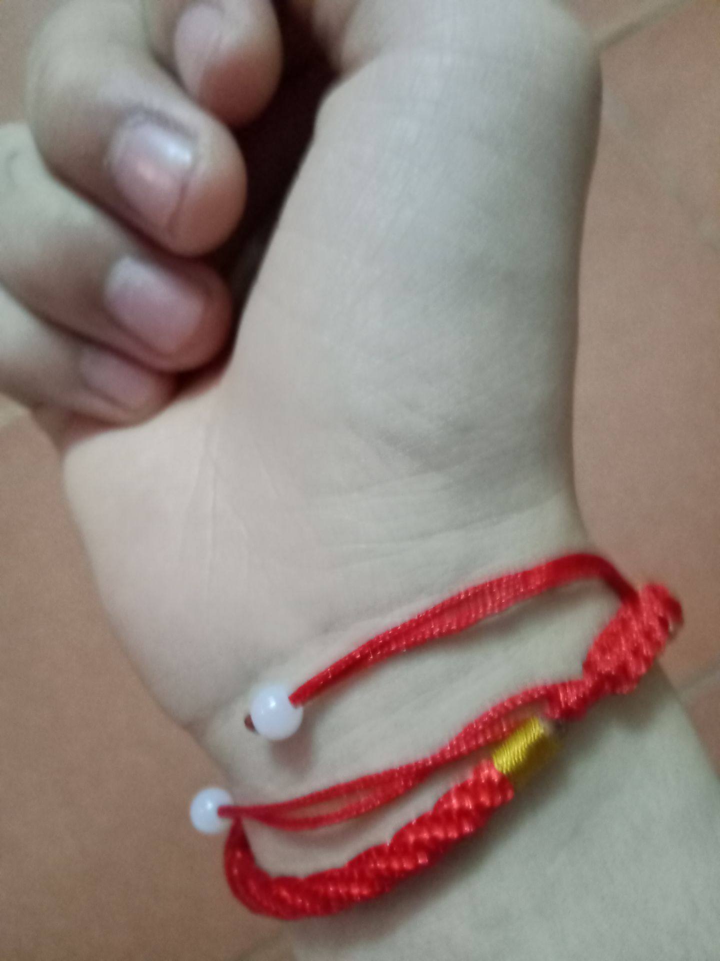 buồn quá shop ơi sp không được đẹp như hình mà shop đã gửi